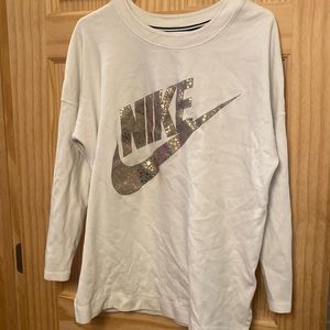 nike - long crew sweatshirt